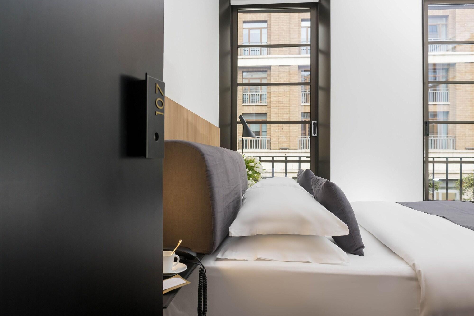 Hotel Royal Bissolati Rom Exteriör bild