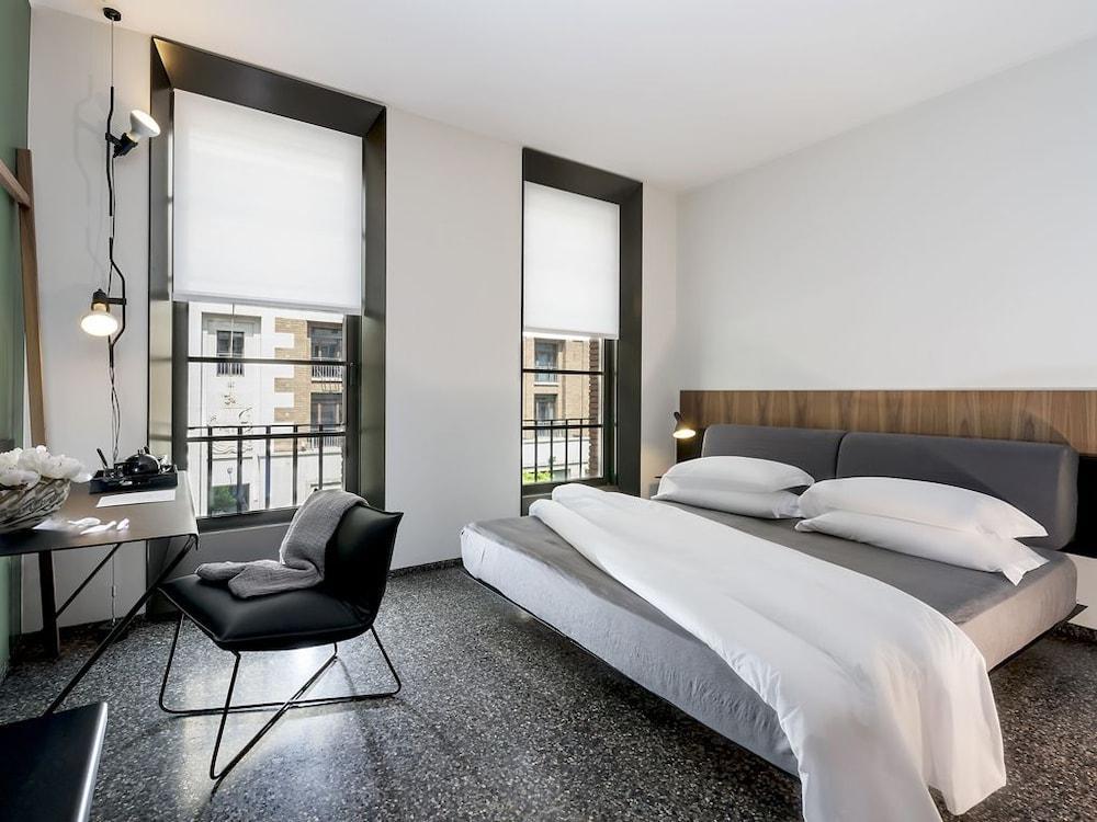 Hotel Royal Bissolati Rom Exteriör bild